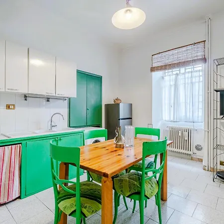 Guesthost - Piazza Vittorio Veneto Appartement *