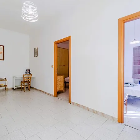 Guesthost - Piazza Vittorio Veneto