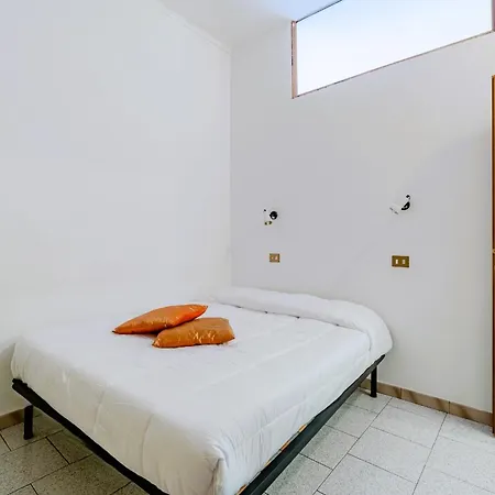 Guesthost - Piazza Vittorio Veneto