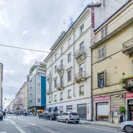 Guesthost - Piazza Vittorio Veneto Apartament Turyn