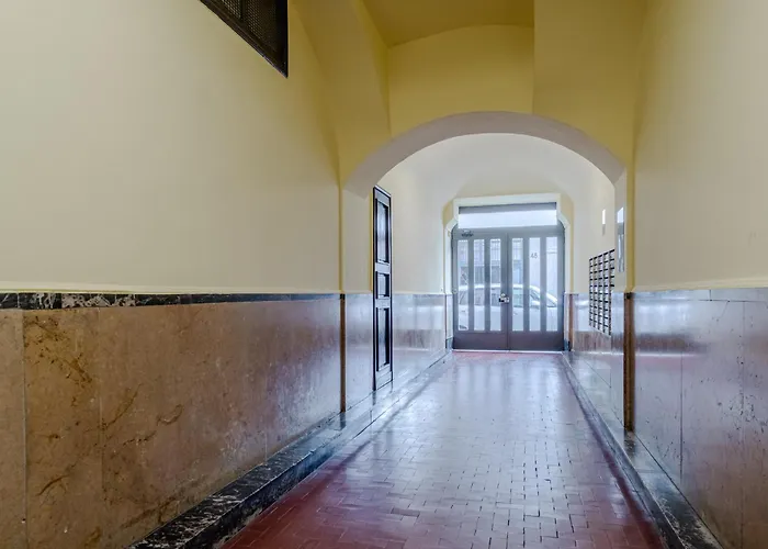 Guesthost - Piazza Vittorio Veneto *