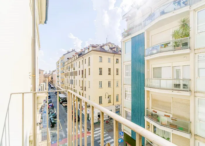 Guesthost - Piazza Vittorio Veneto Apartamento Turim